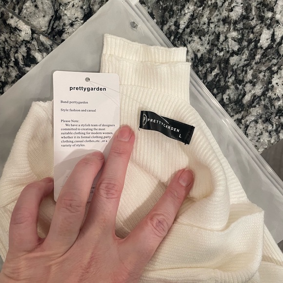 PRETTYGARDEN Ruched V-Neck Sweater - Picture 5 of 5